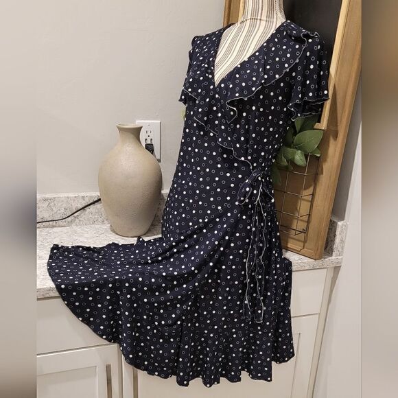 ChapsāprintāV-necklineāwrapādressāsizeāLarge - Picture 5 of 14